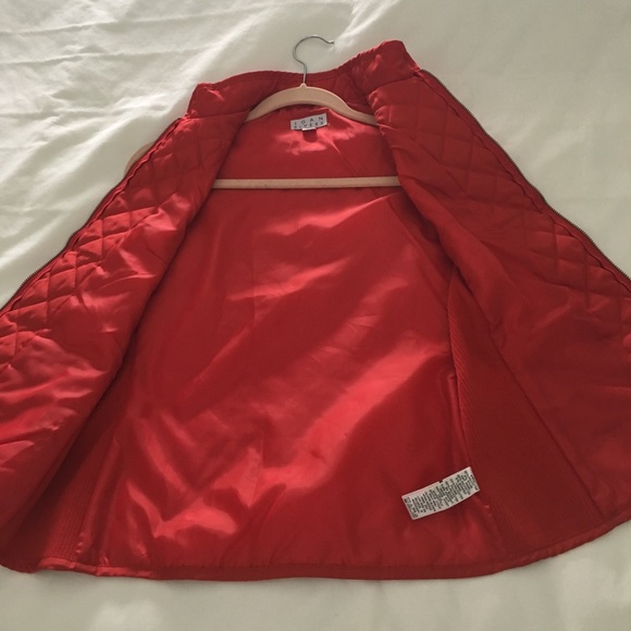 Joan Rivers Red Quilted Vest With Zipper Pockets - Picture 4 of 7